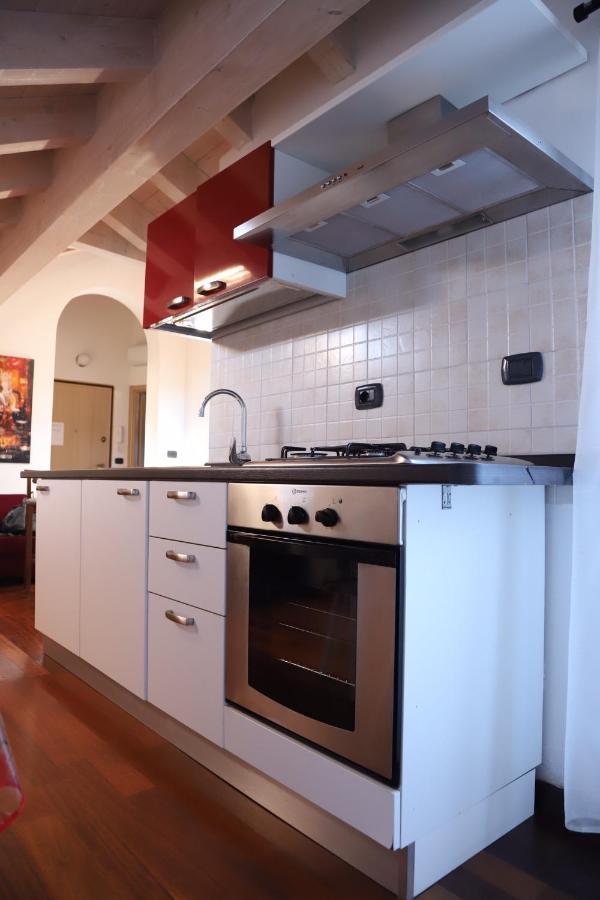Ferienwohnung Mansarda Ivy Finale Ligure Exterior foto
