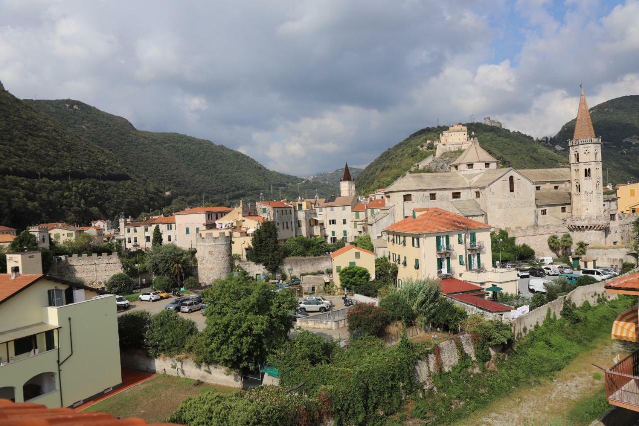 Ferienwohnung Mansarda Ivy Finale Ligure Exterior foto
